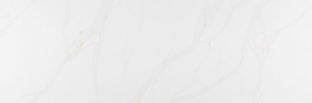 7550_calacatta_cannes_gold_2560x1209px (1)